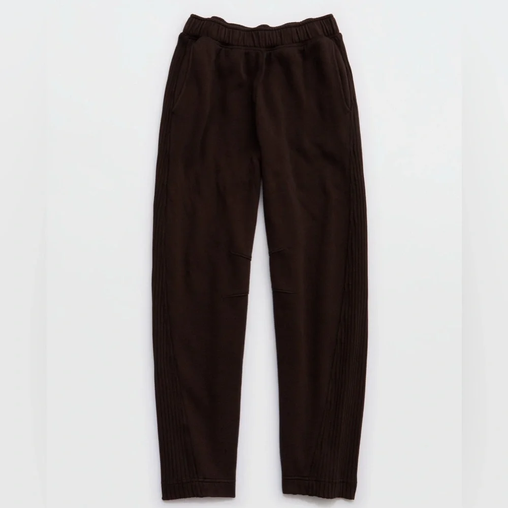 Aerie Oh Snap! Barrel sweatpant deep earth - Picture 3 of 4